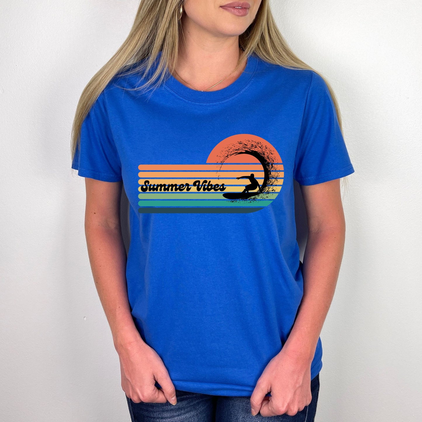 Summer Vibes Surf T-Shirt – Retro Wave Stripes & Surfer Graphic Tee