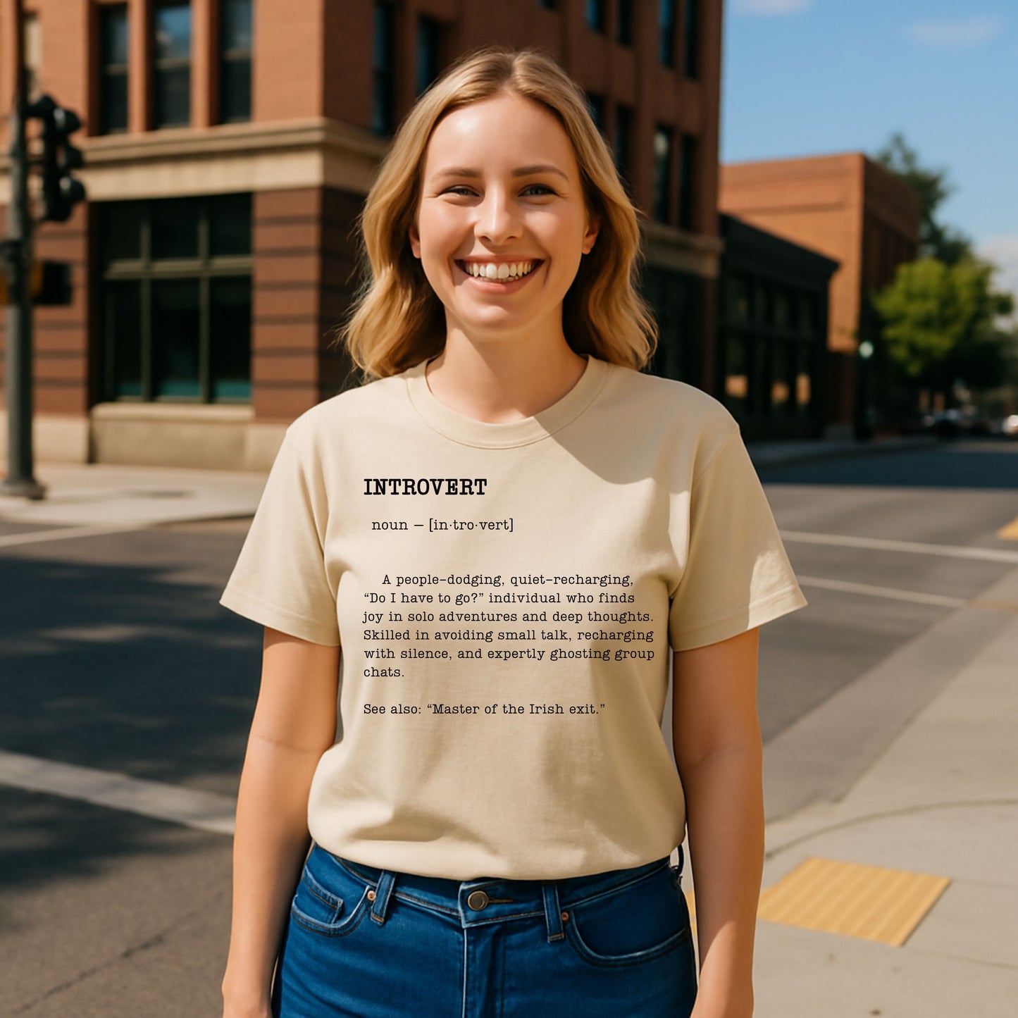 Introvert Definition T-Shirt – Funny Gift for Quiet People & Thinkers