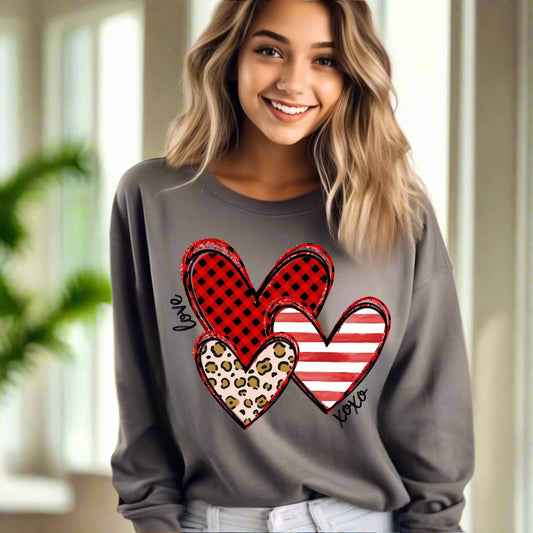 Valentines Day Sweatshirt Cute Heart Shirt Valentines Day Crewneck Valentines Gift For Women XOXO Shirt Teacher Valentines Gift