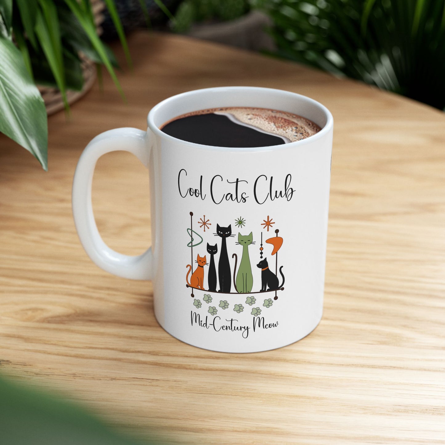 Cool Cats Club Coffee Mug – Mid-Century Modern Cat Mug for Cat Lovers, Retro Style & Cozy Coffee Moments